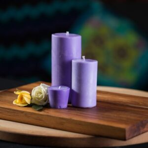 Pillar/votive candles (purple)